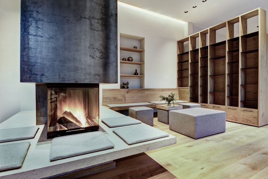 Seehotel Bellevue Hotelbar Geistreich Kamin