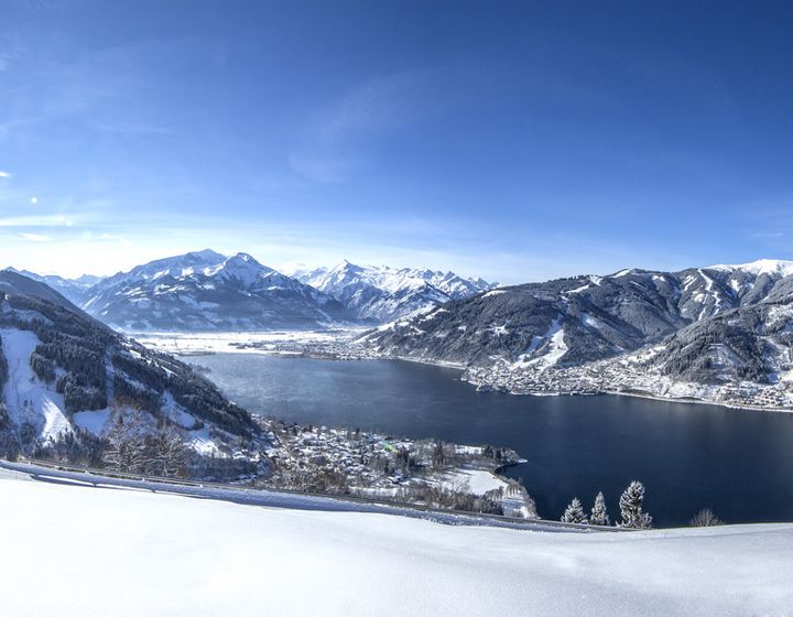 Winterliches Bergpanorama Zell am See