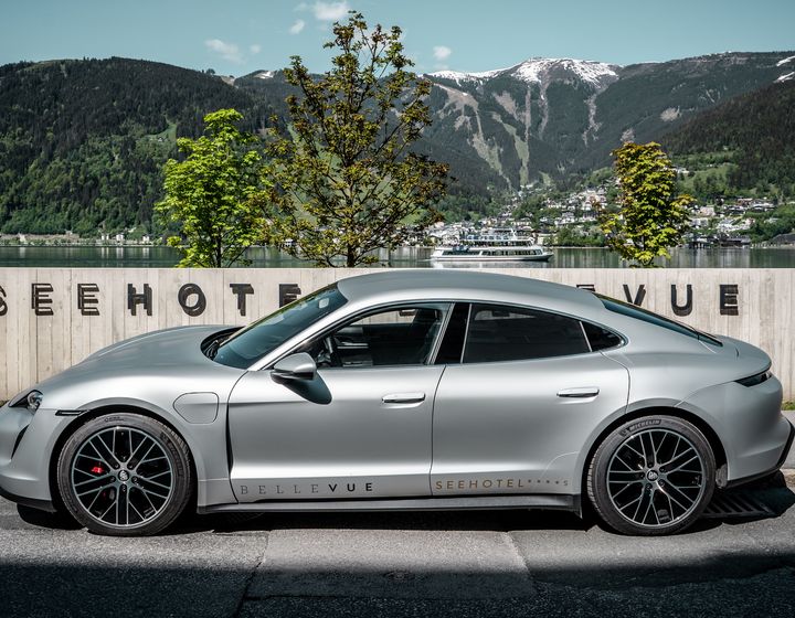 Porsche Taycan Fahrspass in den Bergen - Seehotel Bellevue